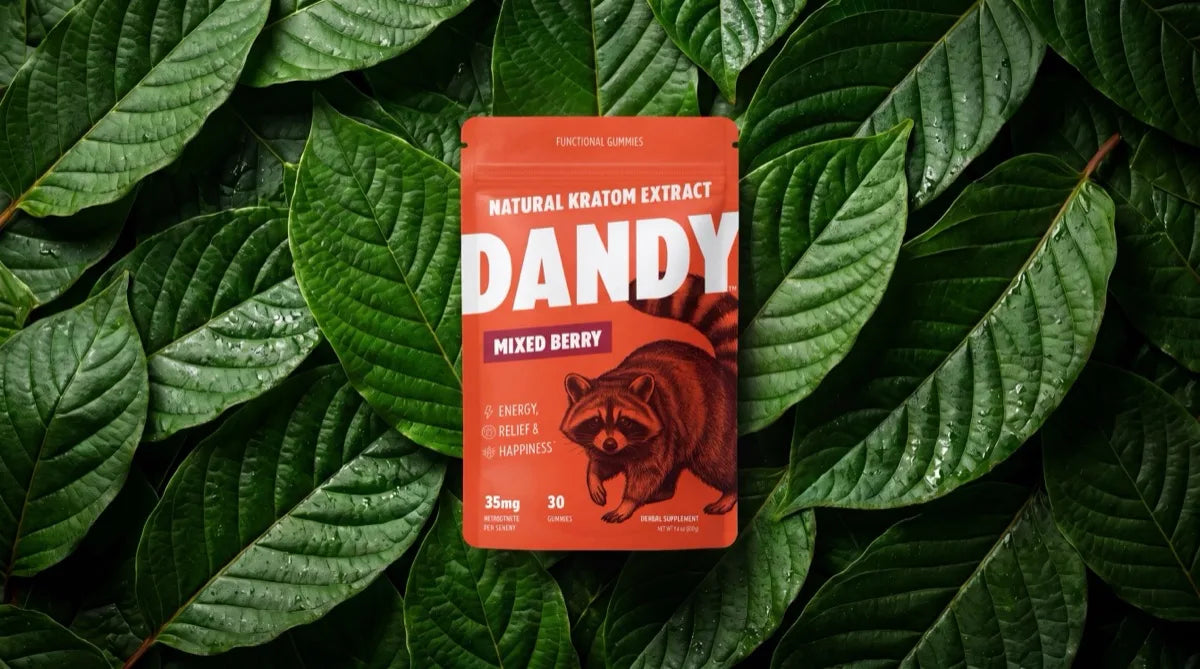 Dandy pouch on a bed of fresh kratom leaves